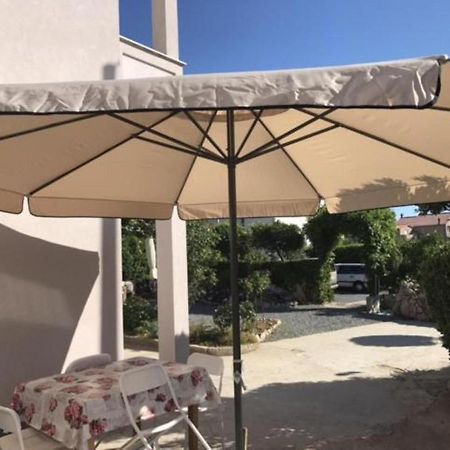Apartmani Kastelan Barbat na Rabu 外观 照片