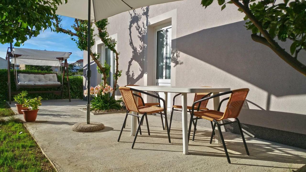 Apartmani Kastelan Barbat na Rabu 外观 照片