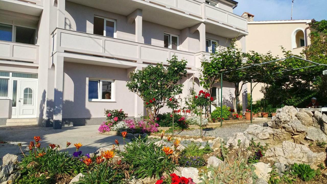 Apartmani Kastelan Barbat na Rabu 外观 照片